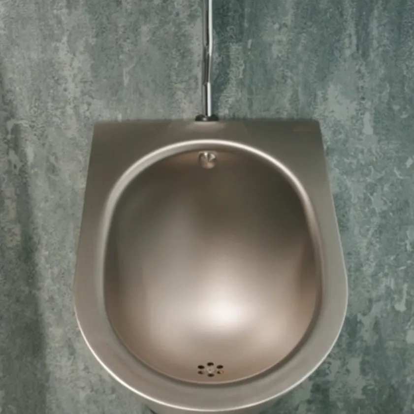 Designerski pisuar DELTA z Inoxu