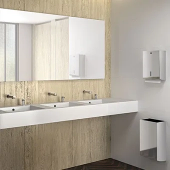 Przestrzeń sanitarna w biurze
